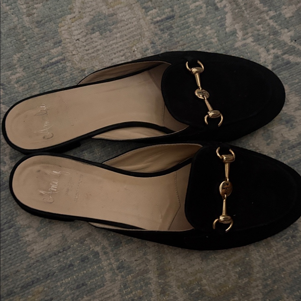 Amalfi by Rangoni Graziosa Horse Bit Flat Mule black suede size 8 - Picture 6 of 12